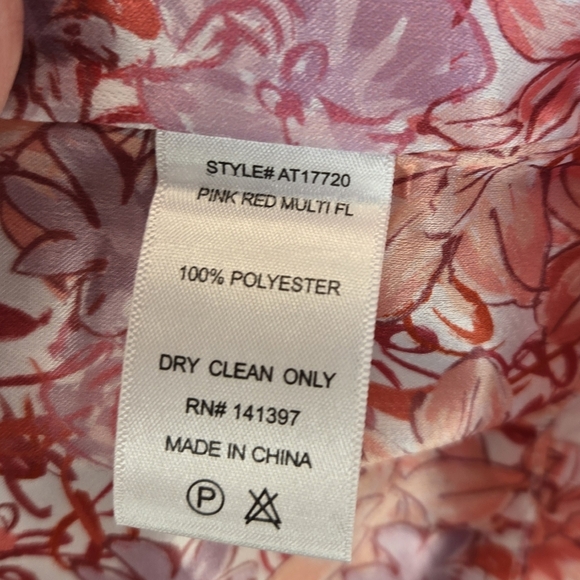 Astr The Label Womens Crop Top Sz M Tie Back Rich Satin All Over Pink Floral - Picture 10 of 10